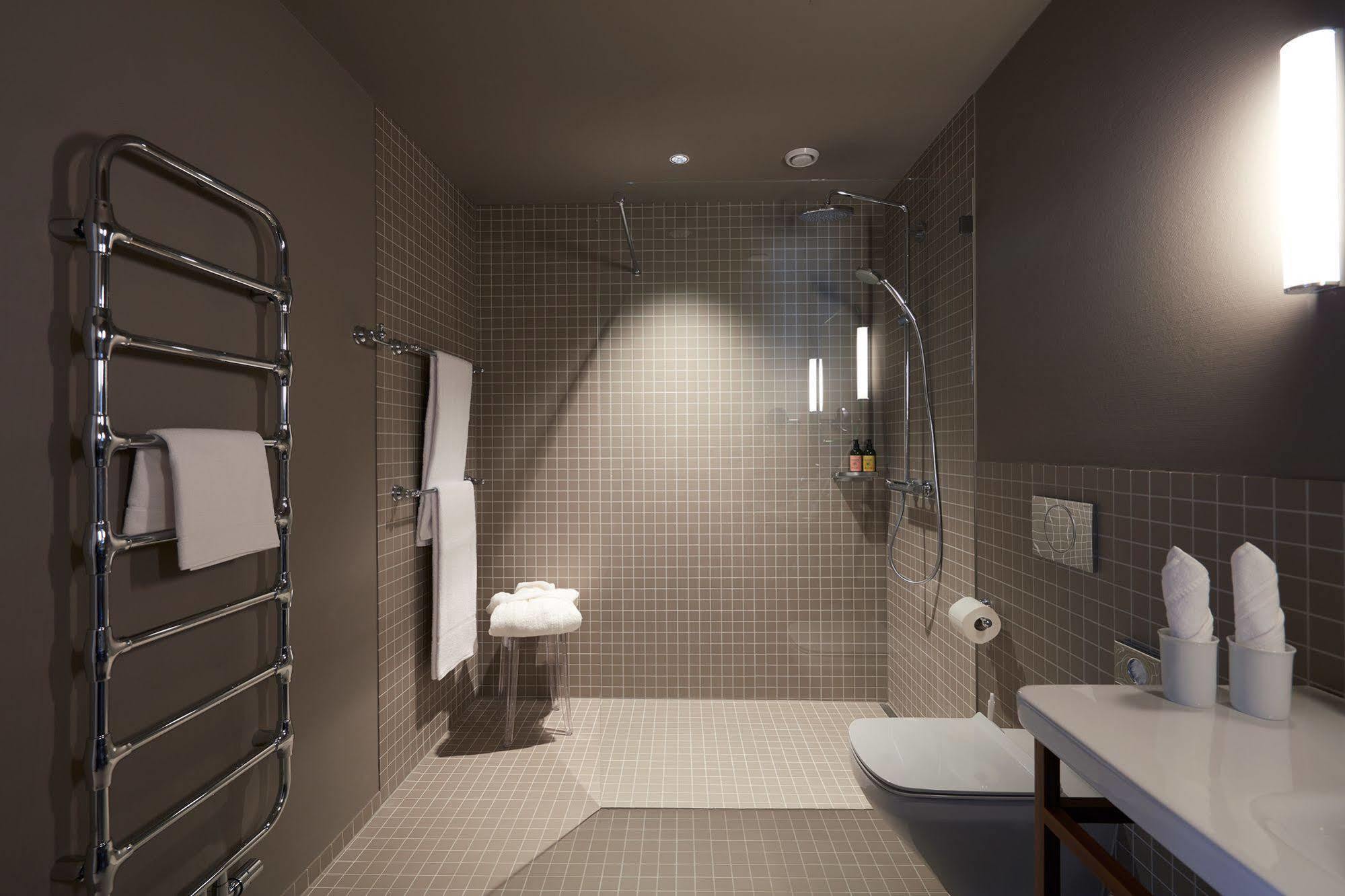 Boutique Hotel La Couronne โซโลทูร์น ภายนอก รูปภาพ