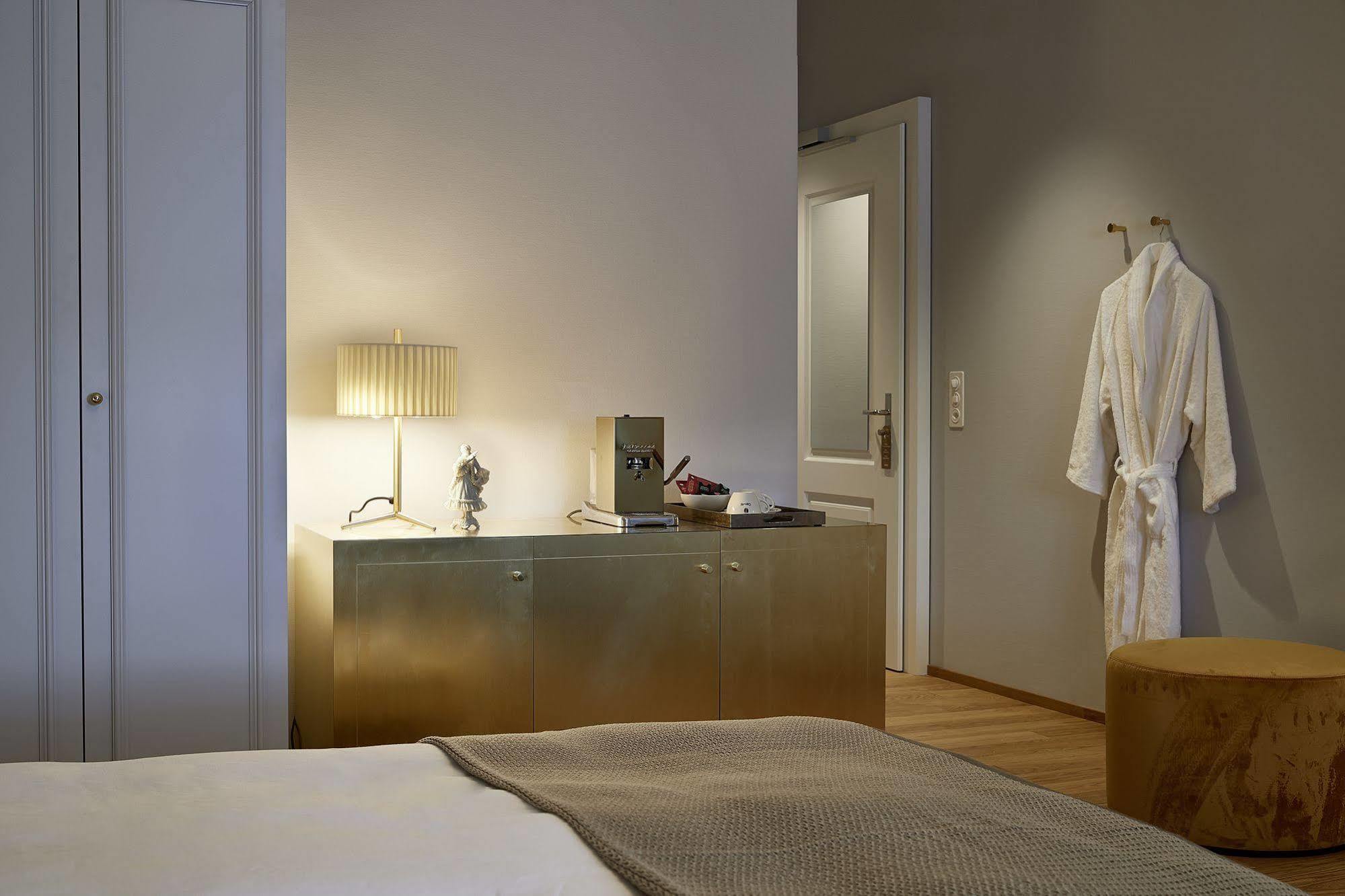 Boutique Hotel La Couronne โซโลทูร์น ภายนอก รูปภาพ